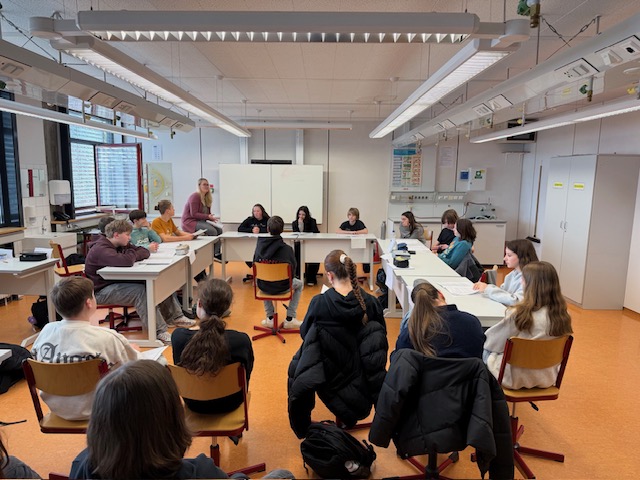 Rechtsstaat macht Schule